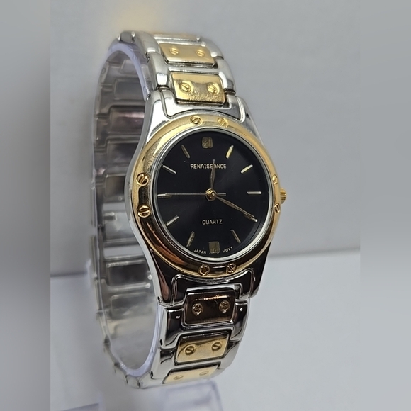 Womens Vintage Renaissance 34mm Watch Gold Silver Tone Watch New Battery Classic - Picture 3 of 9